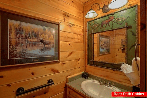 2 Bedroom 1 Bath Cabin Sleeps 8 - Boot Camp Lodge