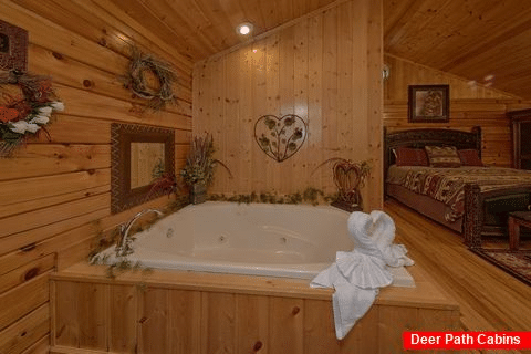 Honeymoon Cabin with Jacuzzi Tub - Cherokee Nights