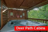 Honeymoon Cabin with Hot Tub and Jacuzzi Tub 