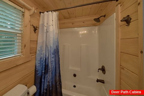 Tiny home cabin rental with full size bathroom - Baby Bear