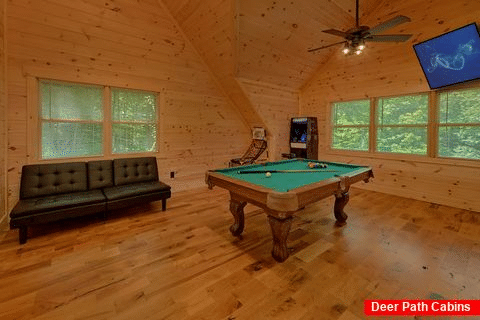 Game Room with Pool Table and Cable TV - Whispering Whiskey