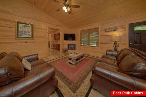 2 bedroom cabin with fireplace and sleeper sofa - Southern Magnolia