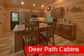 2 bedroom luxury cabin with full kitchen