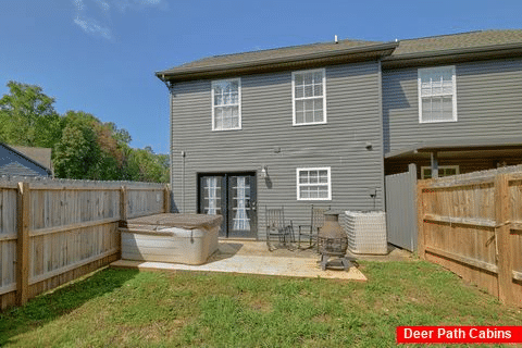 Private Yard with Fire Pit - Black Bear Lane