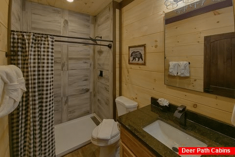 Full Bathroom with Stand Up Shower - Cubbs Dream Paradise