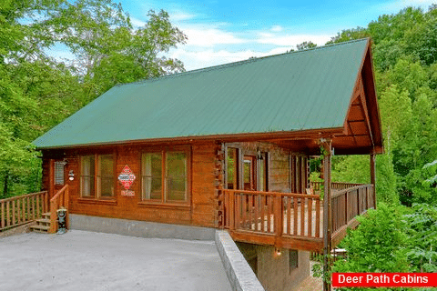 Smoky Mountain 2 Bedroom Cabin - Bears and Beyond