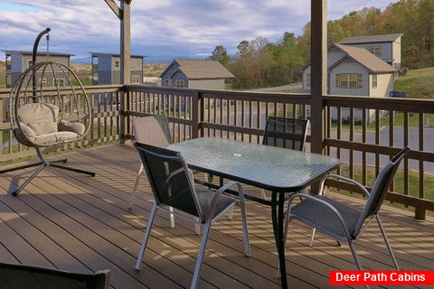 Luxury Cabin with Outdoor Dining - As Good As It Gets