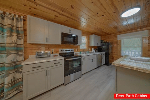 Fully furnished kitchen in 5 bedroom cabin - A Perfect Stay