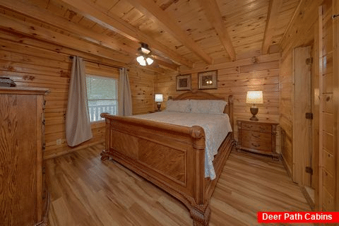 Luxury Cabin with 3 King Bedrooms - A Perfect Stay