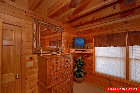 2 Bedroom Cabin with TV's in the Bedrooms - Lucky Break