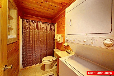 Cabin with Washer and Dryer - A Mountain Escape