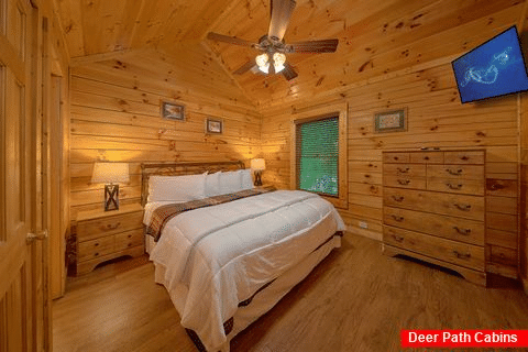 5 Bedroom 5 Bathroom Cabin With King Size Bed - A Mountain Lodge