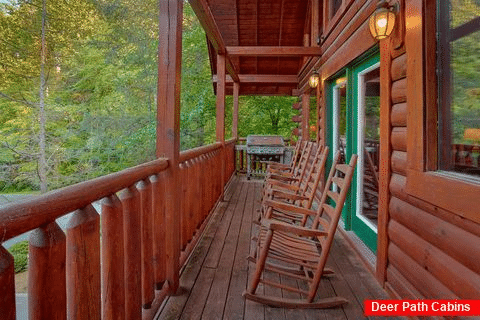 5 Bedroom Cabin In Pigeon Forge With Wooded View - A Mountain Lodge