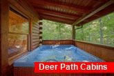 Large 5 Bedroom Cabin With Hot Tub