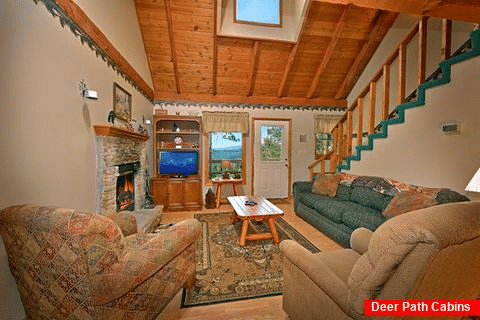 Cabin with Living Room - Above the Clouds