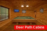 5 Bedroom 5 Bathroom Cabin with Pool Table 