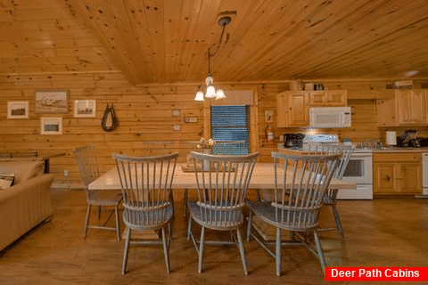 Cozy Dining Room in 5 bedroom cabin rental - Cowboy Up