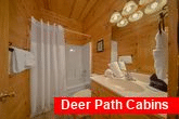 4 bedroom cabin with Private Master Bathrooms