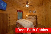 4 bedroom cabin rental with Queen bedroom