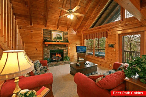 Fully Furnished Living Room in Cabin - Little Cove Hideaway