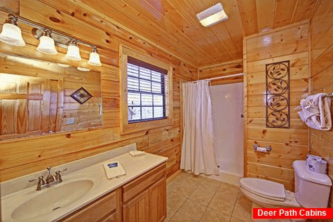 Cabin with Spacious Bathroom - Shakonohey