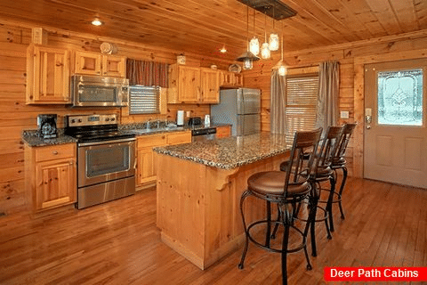 Cabin with granite counters and custom lighting - Moonshine Manor