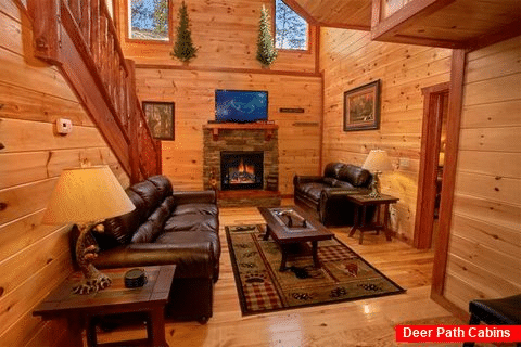 Pigeon Forge Luxurious Cabin with Living Room - The Preserve