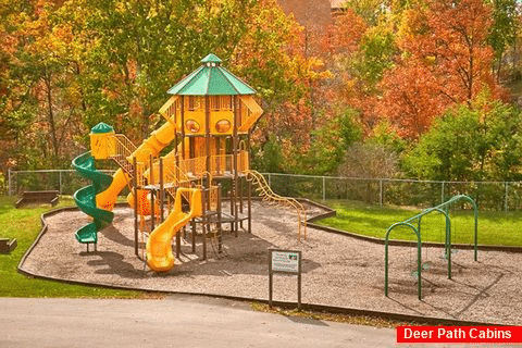 Cabin with playground and horseshoe pit - Lucky Break