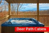 2 Bedroom Cabin with Cozy Outdoor Hot Tub