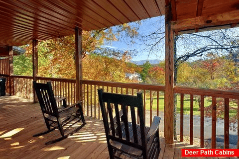 2 Bedroom Cabin in the Great Smokies with deck - Bearway to Heaven