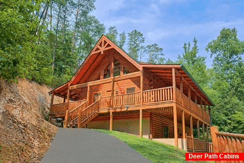 Large 3 Bedroom Cabin with flat Parking - Dew Drop Inn