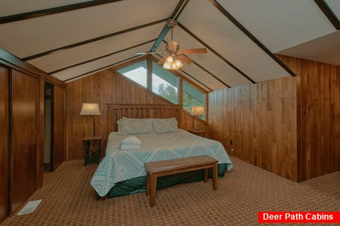 6 bedroom cabin with 2 Private King bedrooms - Relax Inn