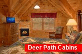 Cabin with King bedroom, Fireplace ad Jacuzzi