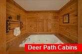 3 bedroom cabin with Jacuzzi Tub in Master Bath