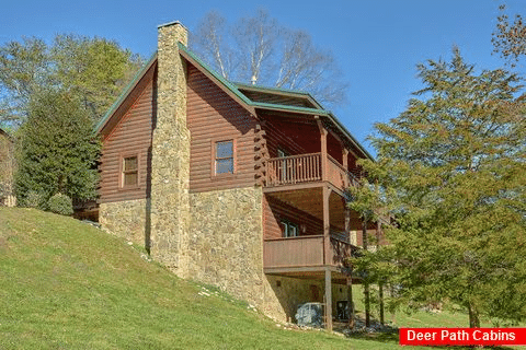 4 Bedroom Cabin in Cabins at the Crossing Resort - Fishin Hole