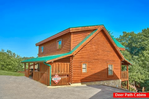 2 Bedroom Cabin in Blackberry Ridge Resort - Lookin Up